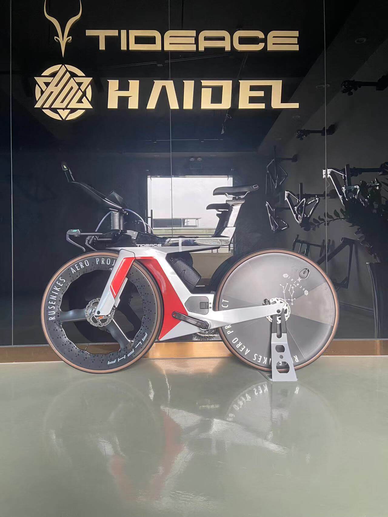 TideacebikeがTT968「APEX RAZOR」を発売：トライアスロンのスピードの