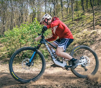 full suspension enduro mountain bike