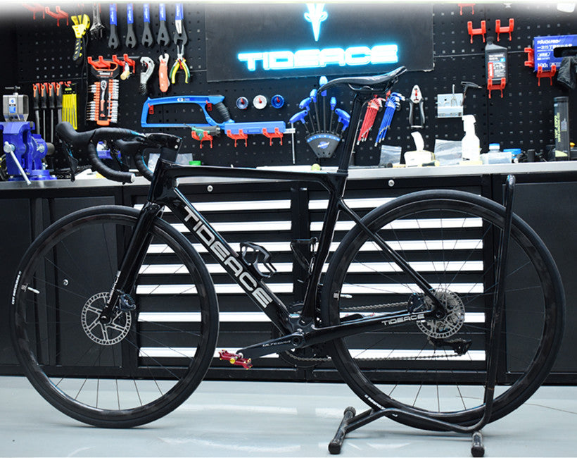 carbon light weight road bicycle